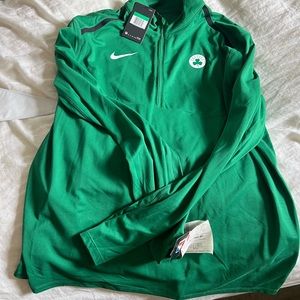 Men’s Nike Celtics zip up - XL
